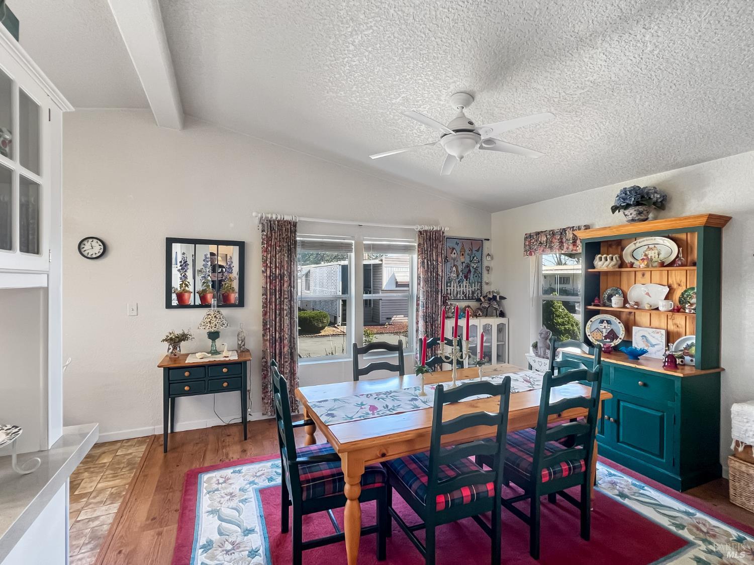 Detail Gallery Image 8 of 30 For 8169 Willow St, Windsor,  CA 95492 - 2 Beds | 2 Baths