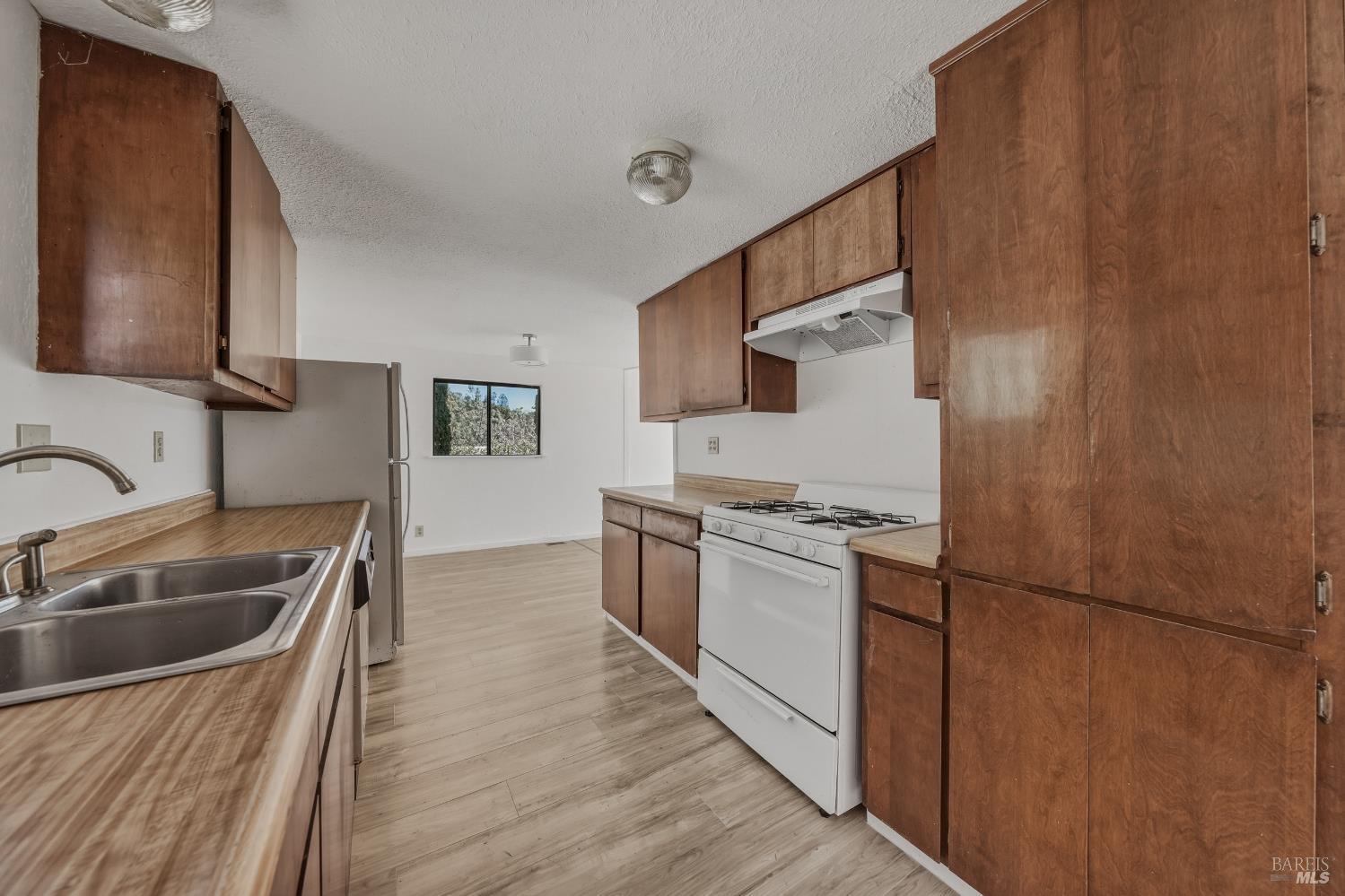 Detail Gallery Image 36 of 47 For 7047 Butte St, Nice,  CA 95464 - 3 Beds | 2 Baths