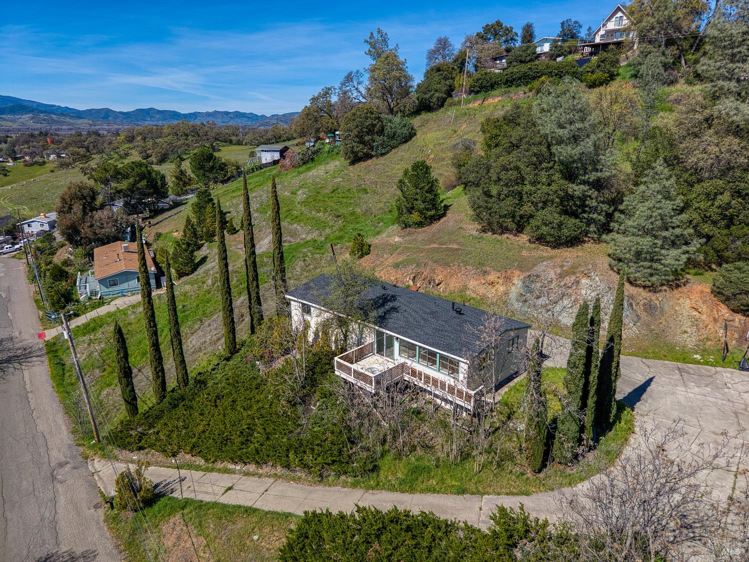 Detail Gallery Image 5 of 47 For 7047 Butte St, Nice,  CA 95464 - 3 Beds | 2 Baths