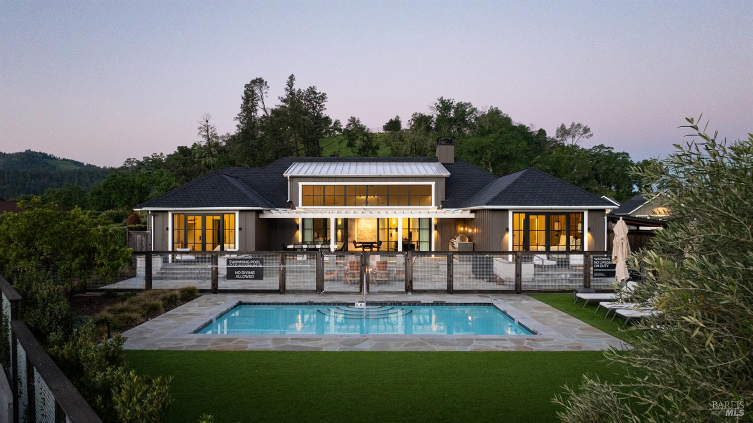 Front Image Thumbnail for BA326019677