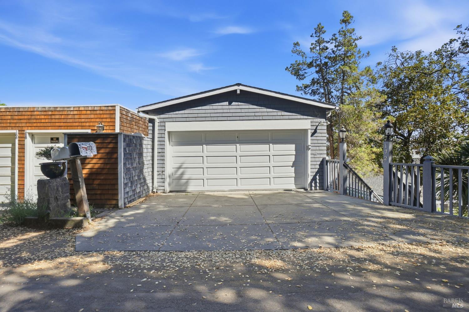 Detail Gallery Image 79 of 98 For 172 Bella Vista Ave a,  Belvedere,  CA 94920 - 4 Beds | 4/1 Baths