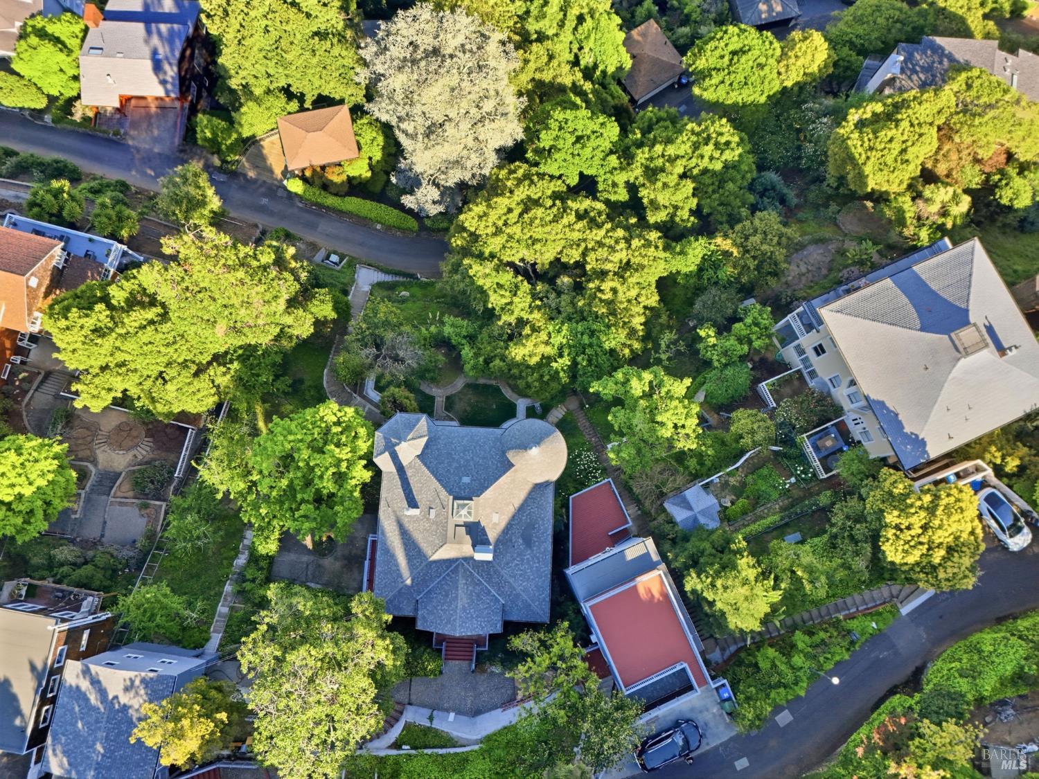 Detail Gallery Image 89 of 98 For 172 Bella Vista Ave a,  Belvedere,  CA 94920 - 4 Beds | 4/1 Baths