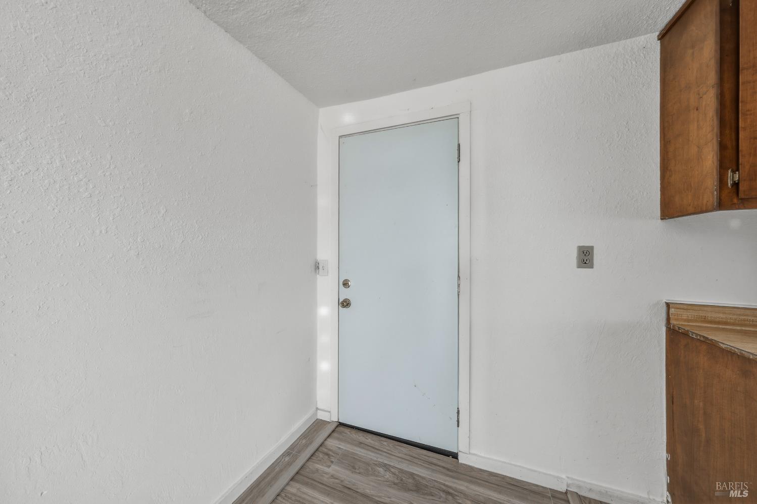 Detail Gallery Image 20 of 47 For 7047 Butte St, Nice,  CA 95464 - 3 Beds | 2 Baths