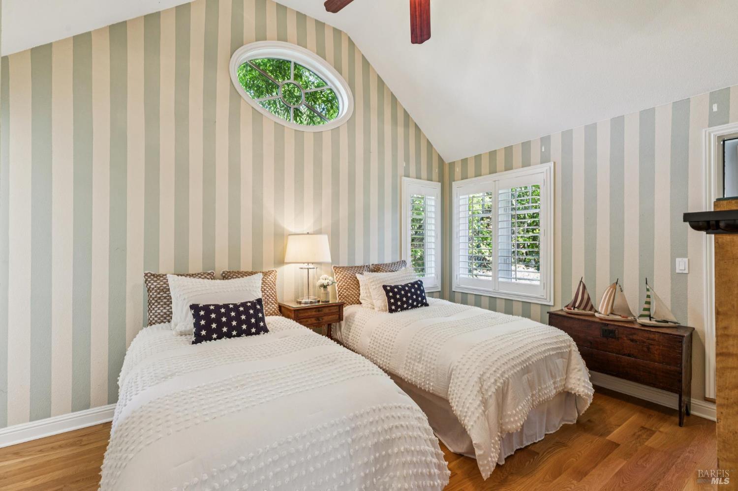 Detail Gallery Image 42 of 60 For 335 Golden Gate Ave, Belvedere,  CA 94920 - 4 Beds | 4/1 Baths