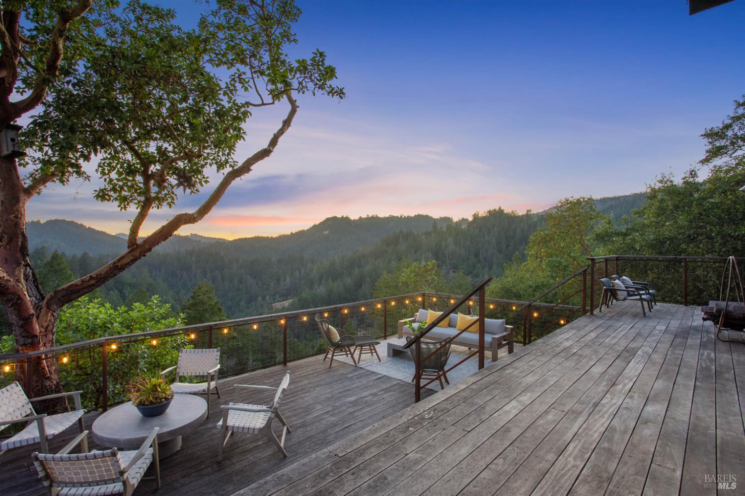 Detail Gallery Image 11 of 45 For 18200 Sweetwater Springs Rd, Guerneville,  CA 95446 - 3 Beds | 3 Baths