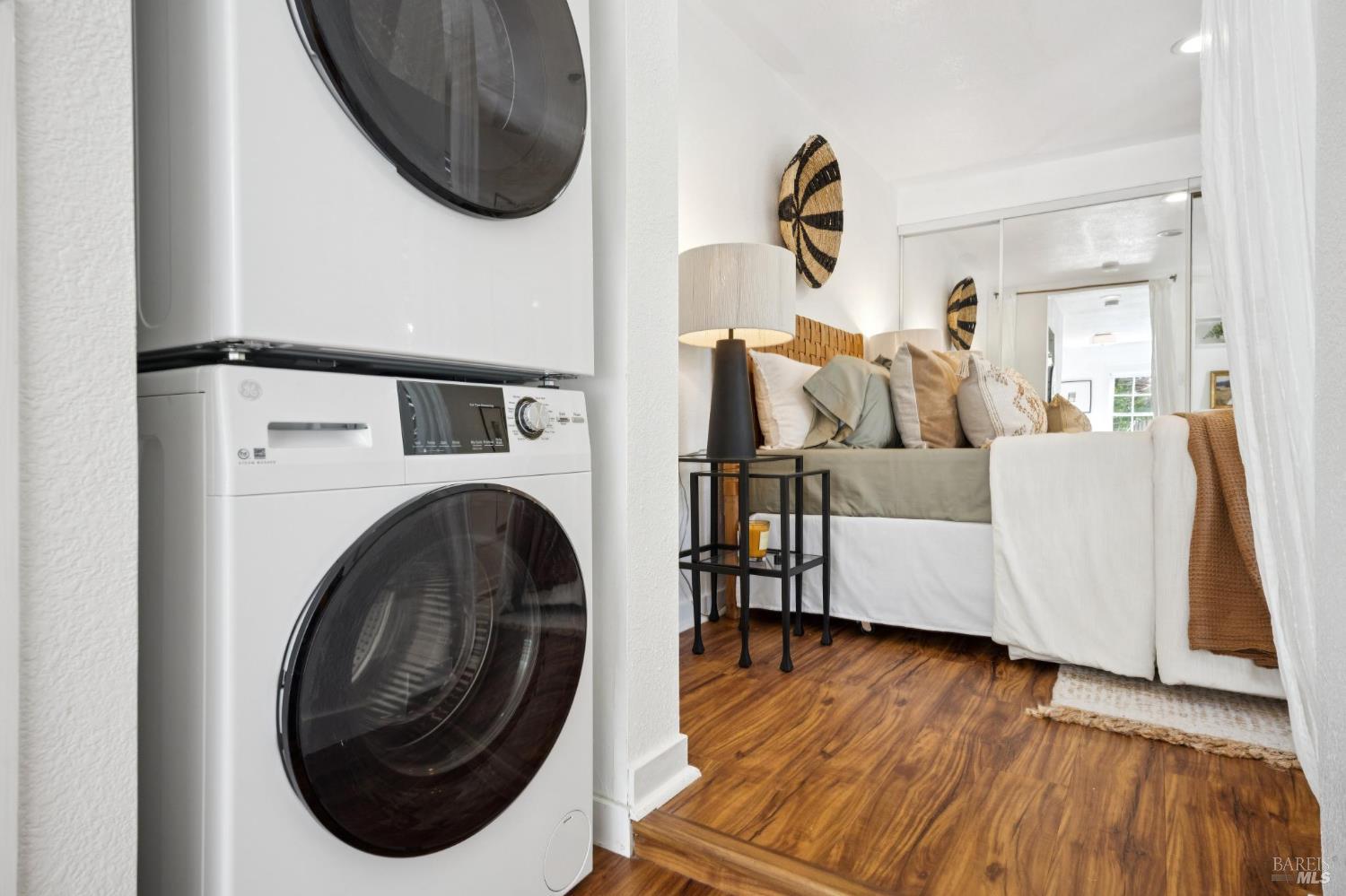 Detail Gallery Image 26 of 36 For 152 Almonte Blvd, Mill Valley,  CA 94941 - 3 Beds | 3 Baths