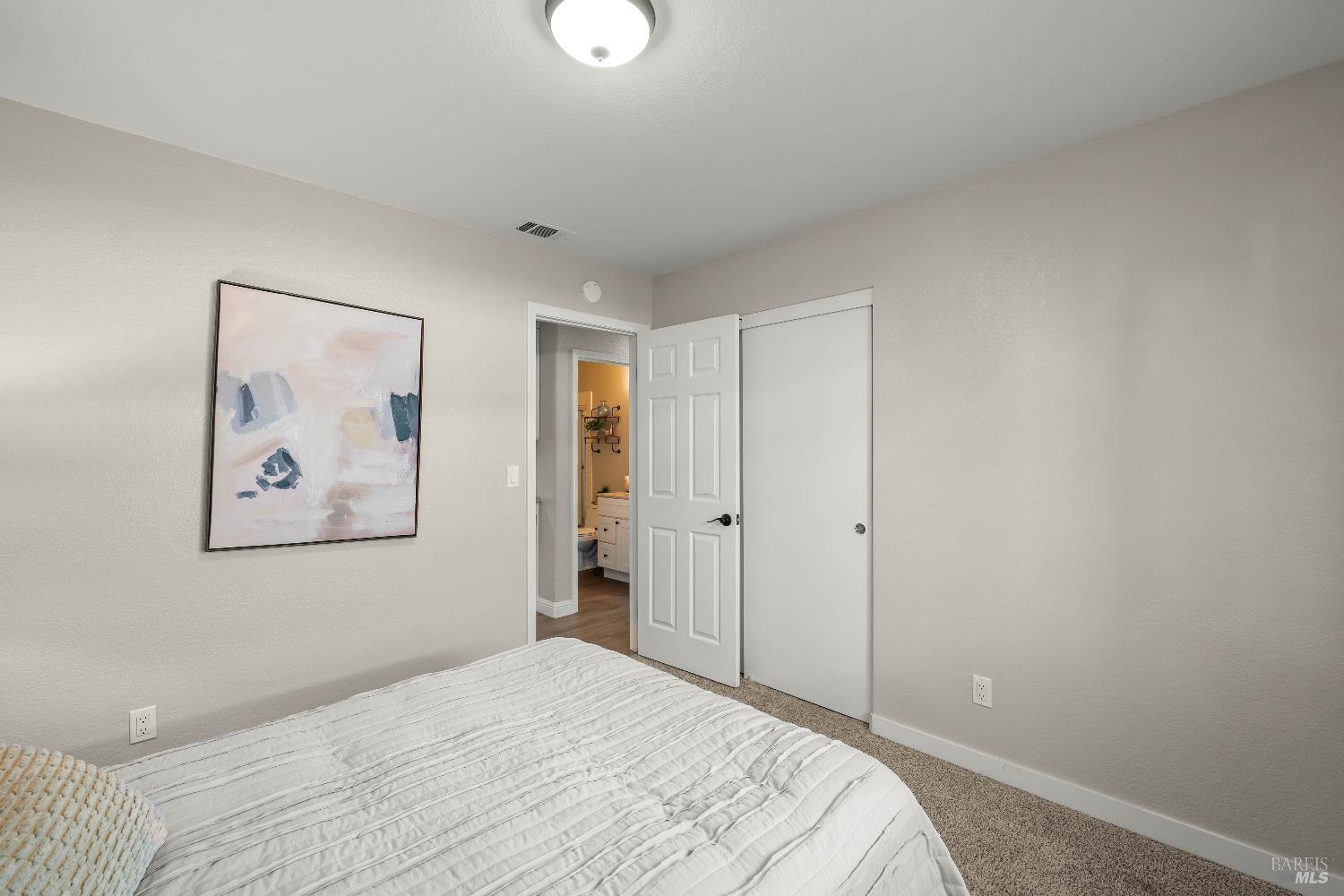 Detail Gallery Image 42 of 68 For 736 Notre Dame Dr, Vacaville,  CA 95687 - 4 Beds | 2 Baths