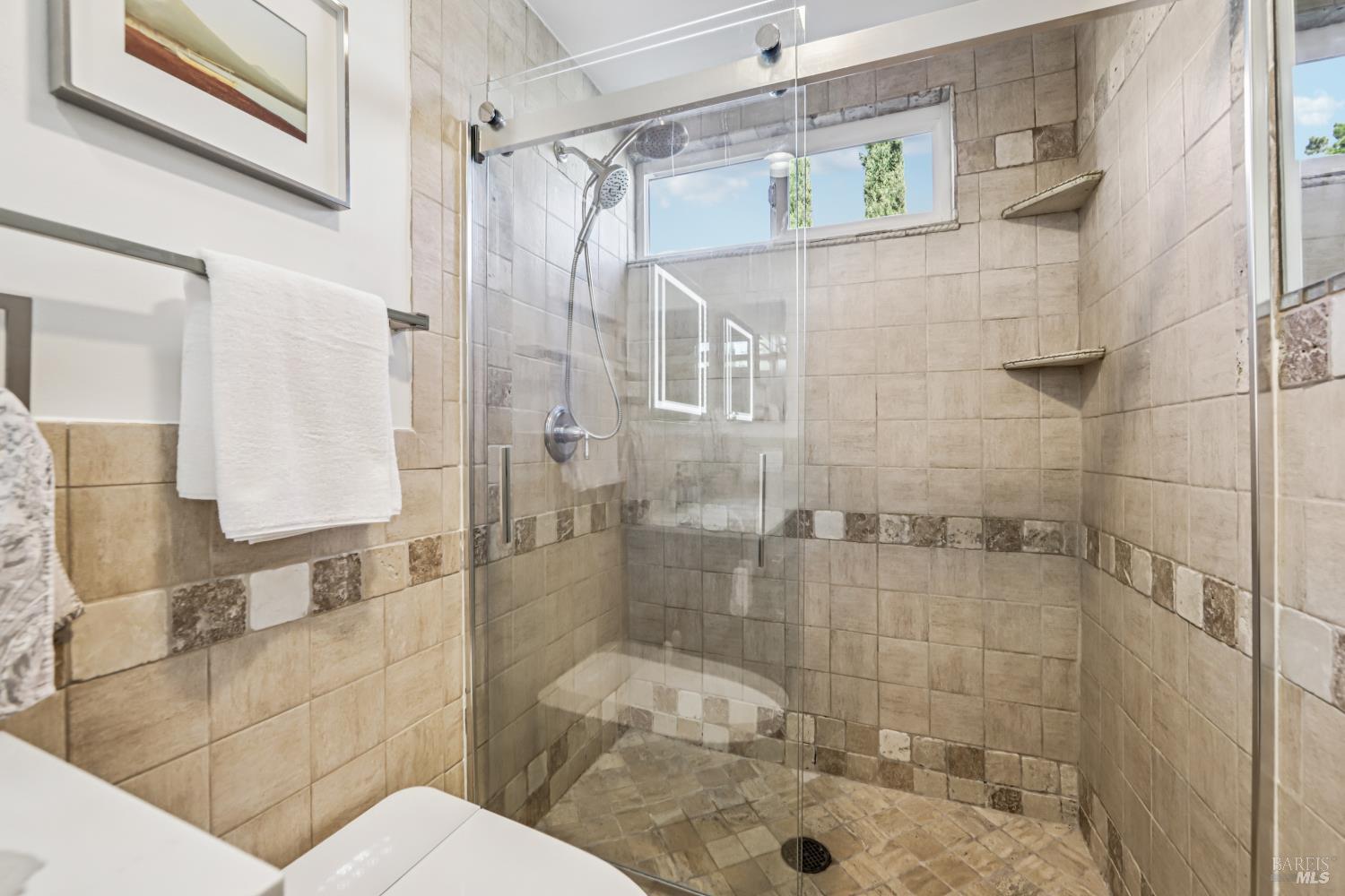 Detail Gallery Image 38 of 87 For 212 Eaton Ct, Benicia,  CA 94510 - 3 Beds | 2 Baths