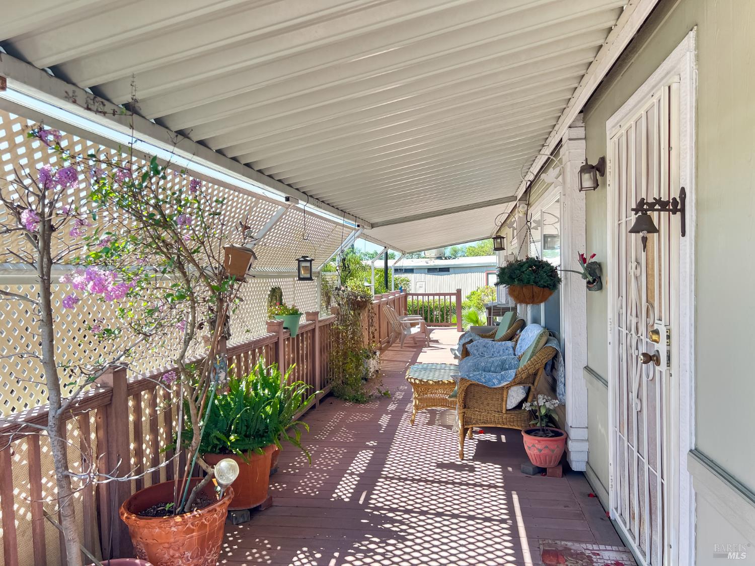 Detail Gallery Image 3 of 30 For 8169 Willow St, Windsor,  CA 95492 - 2 Beds | 2 Baths