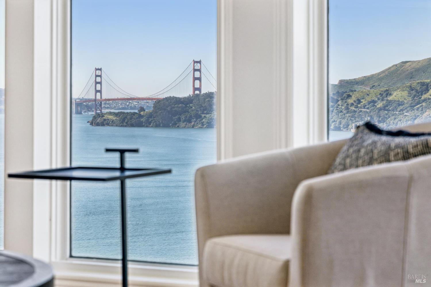 Detail Gallery Image 8 of 60 For 335 Golden Gate Ave, Belvedere,  CA 94920 - 4 Beds | 4/1 Baths