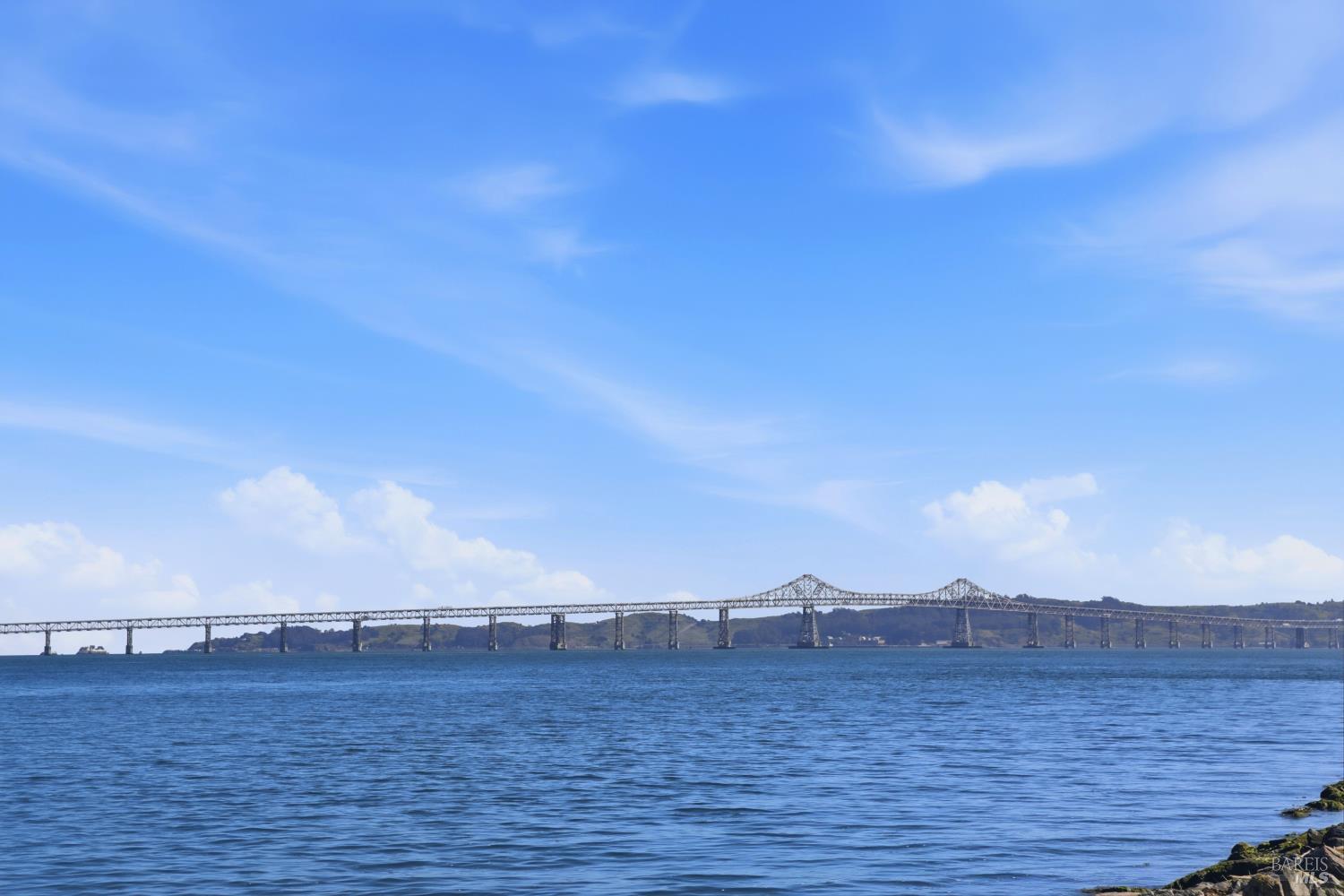 Detail Gallery Image 2 of 77 For 149 Jamaica St, Tiburon,  CA 94920 - 4 Beds | 4/1 Baths