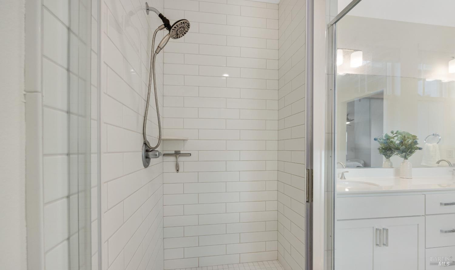 Detail Gallery Image 18 of 30 For 1747 Linden Ln, Santa Rosa,  CA 95404 - 3 Beds | 2/1 Baths