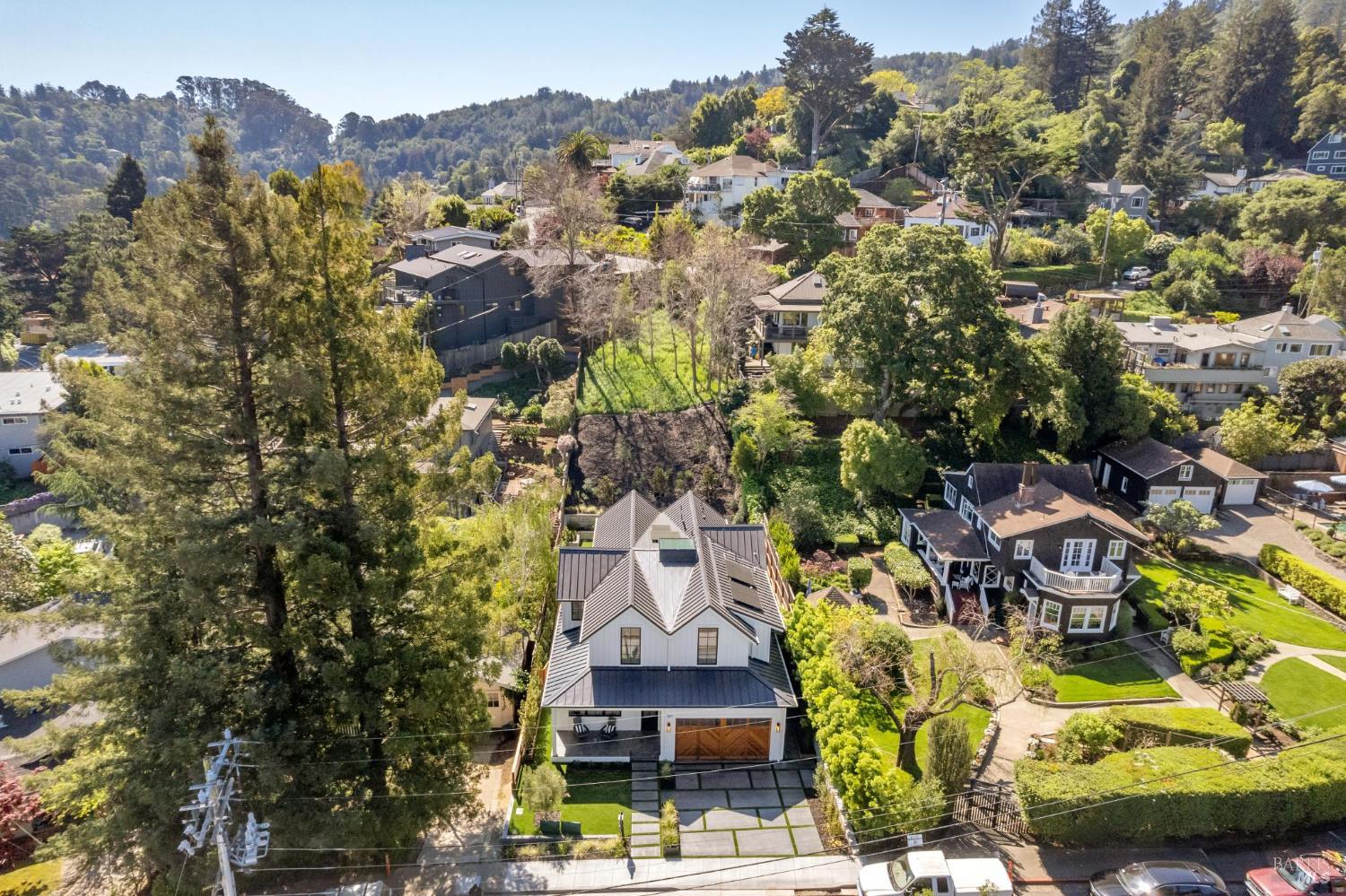 Detail Gallery Image 21 of 94 For 317 Redwood Ave, Corte Madera,  CA 94925 - 4 Beds | 3/1 Baths