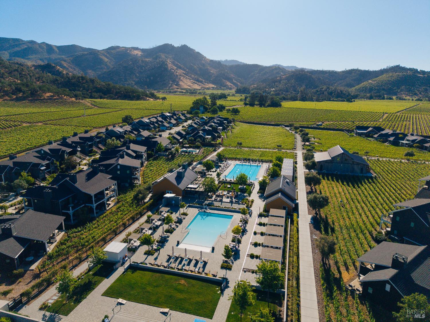 Detail Gallery Image 38 of 40 For 21 Lawley Ln, Calistoga,  CA 94515 - 4 Beds | 4/1 Baths