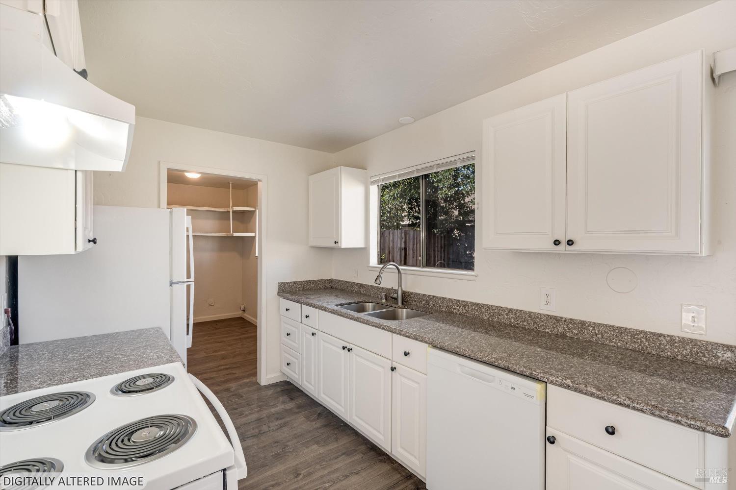 Detail Gallery Image 9 of 36 For 2559 Northcoast St, Santa Rosa,  CA 95403 - – Beds | – Baths