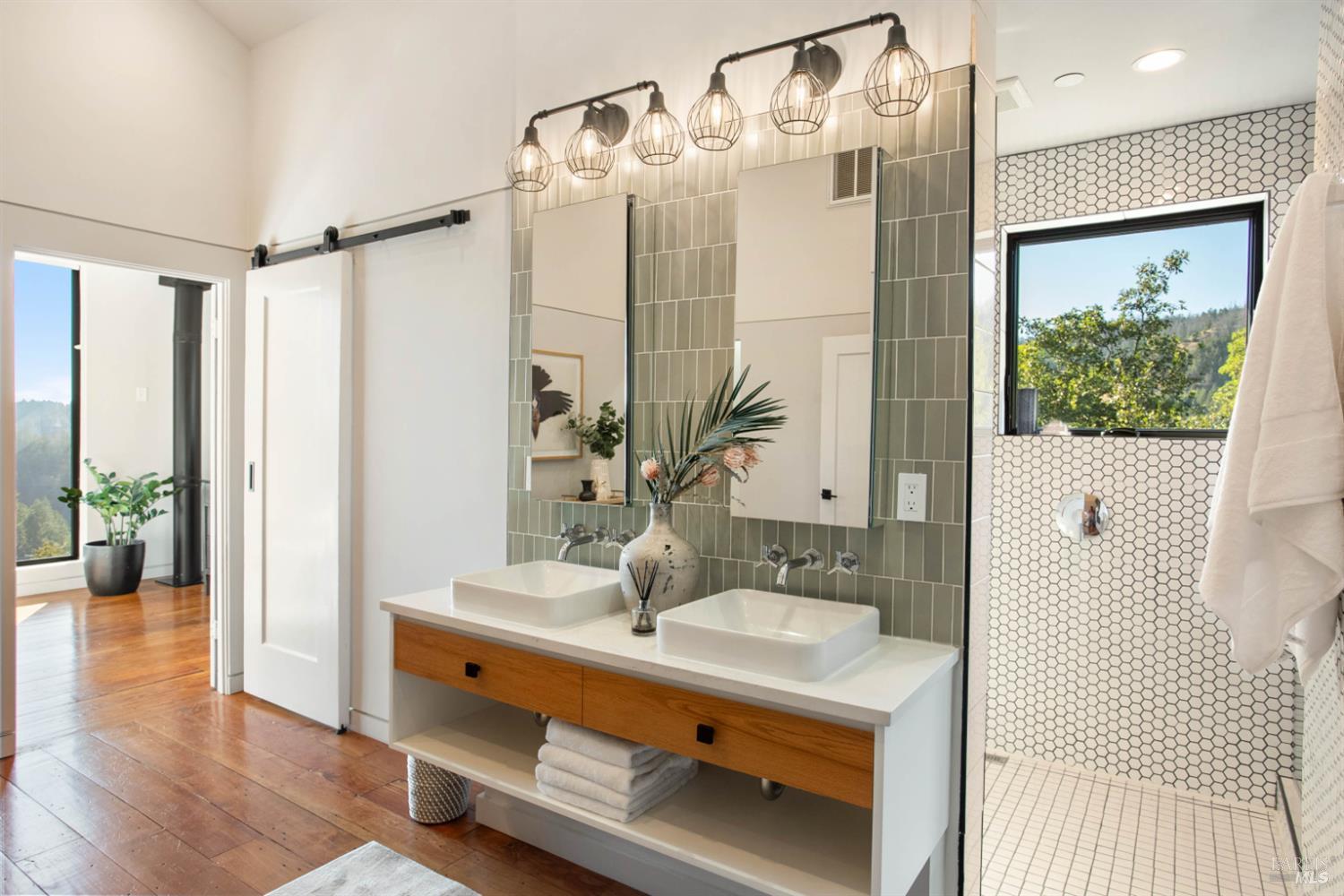 Detail Gallery Image 28 of 45 For 18200 Sweetwater Springs Rd, Guerneville,  CA 95446 - 3 Beds | 3 Baths