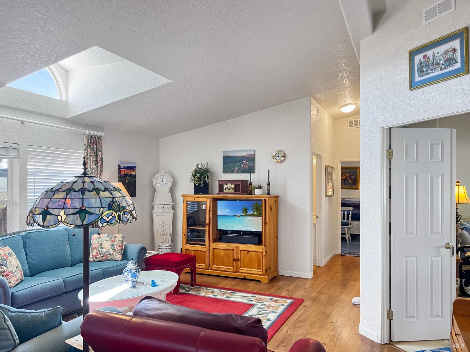 Detail Gallery Image 12 of 30 For 8169 Willow St, Windsor,  CA 95492 - 2 Beds | 2 Baths