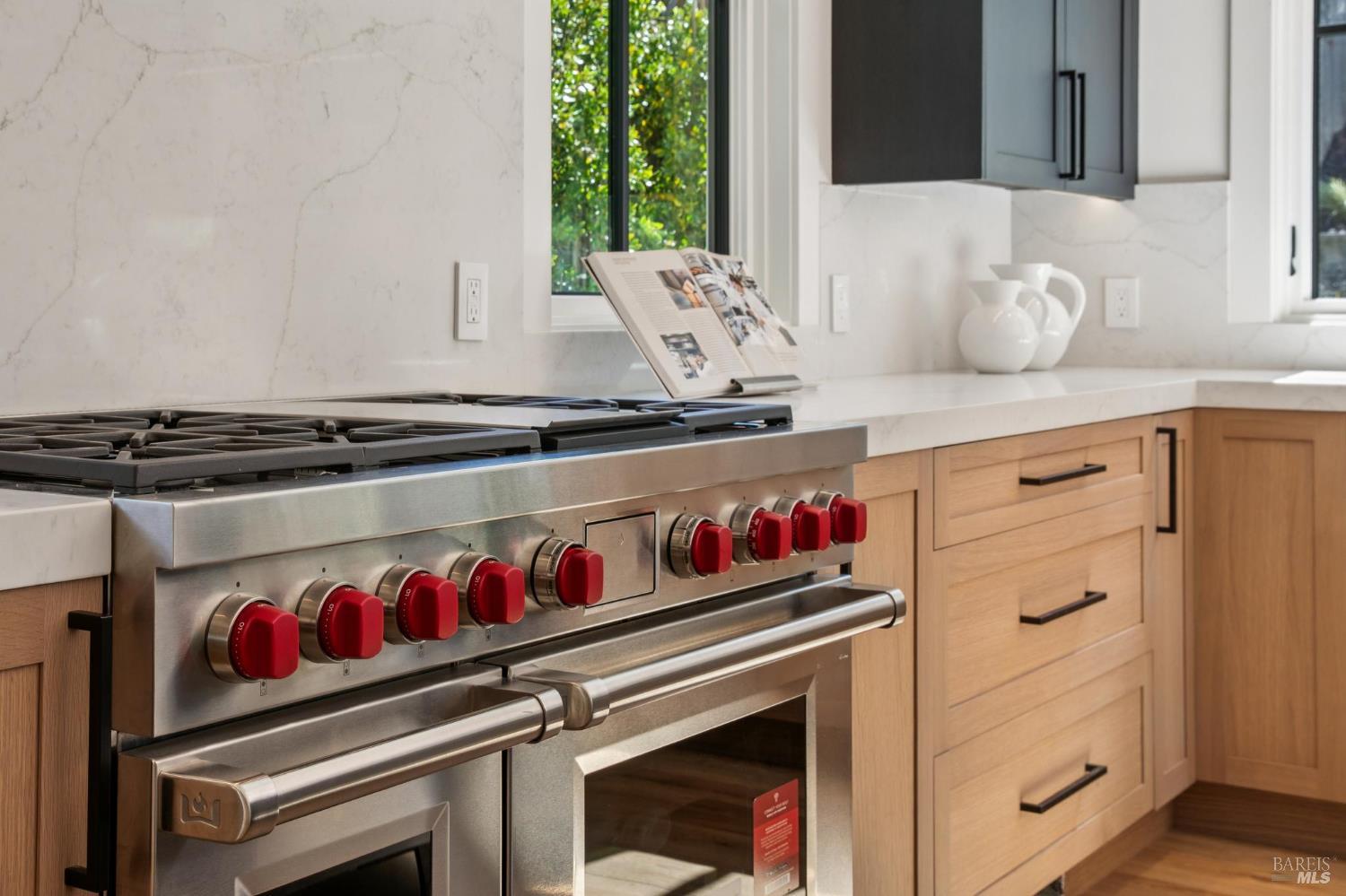 Detail Gallery Image 50 of 94 For 317 Redwood Ave, Corte Madera,  CA 94925 - 4 Beds | 3/1 Baths