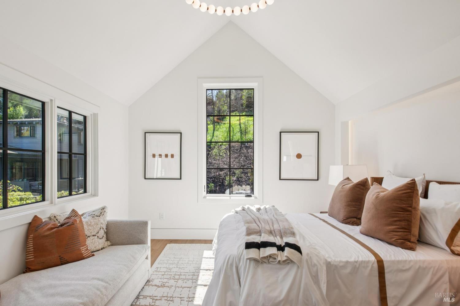 Detail Gallery Image 63 of 94 For 317 Redwood Ave, Corte Madera,  CA 94925 - 4 Beds | 3/1 Baths