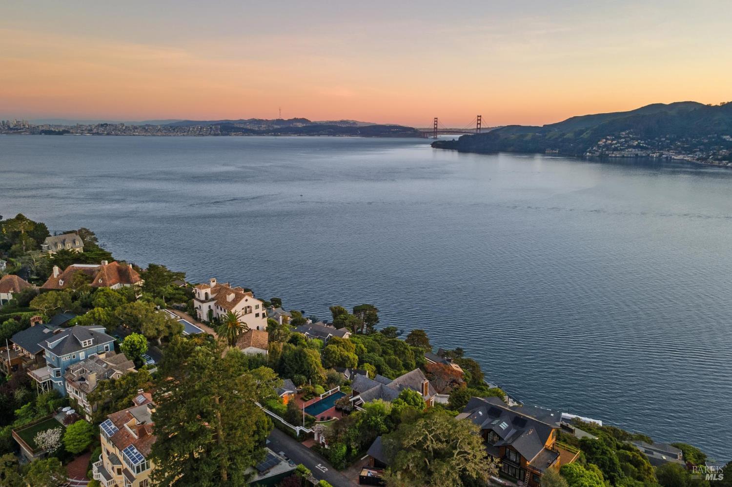 Detail Gallery Image 58 of 60 For 335 Golden Gate Ave, Belvedere,  CA 94920 - 4 Beds | 4/1 Baths