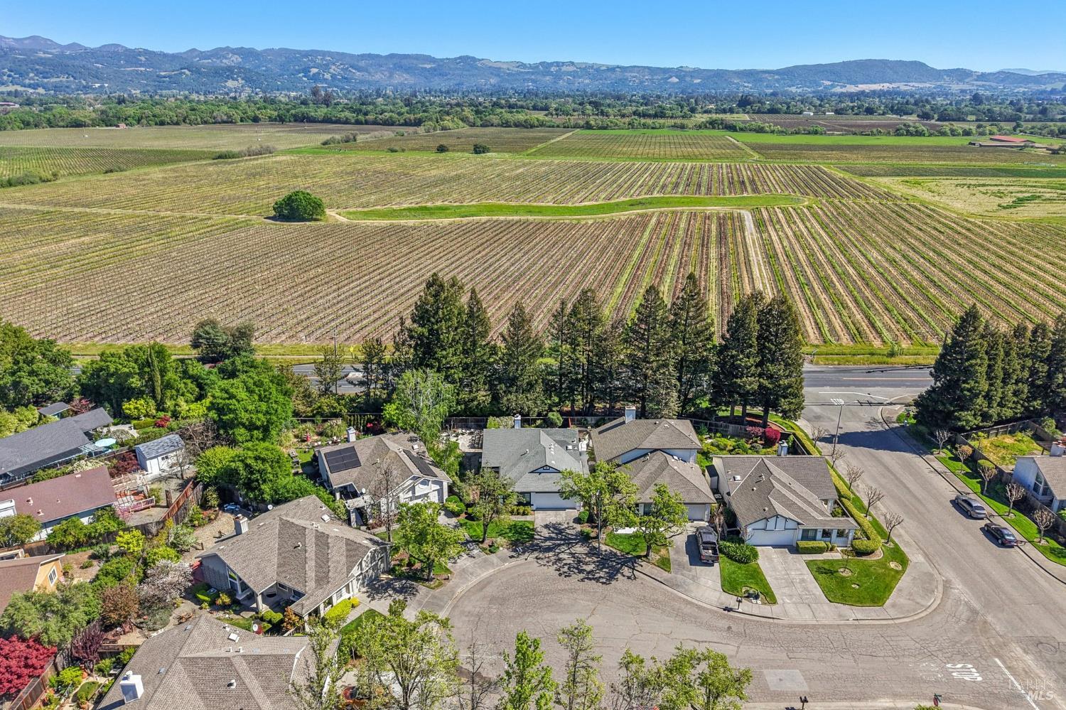 Detail Gallery Image 47 of 67 For 22 Saint Matthews Ct, Sonoma,  CA 95476 - 2 Beds | 2 Baths