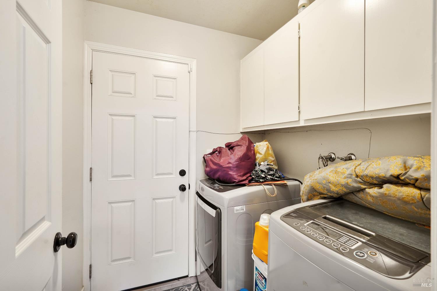 Detail Gallery Image 11 of 24 For 2363 Oceanic Ct, Fairfield,  CA 94533 - 3 Beds | 2 Baths