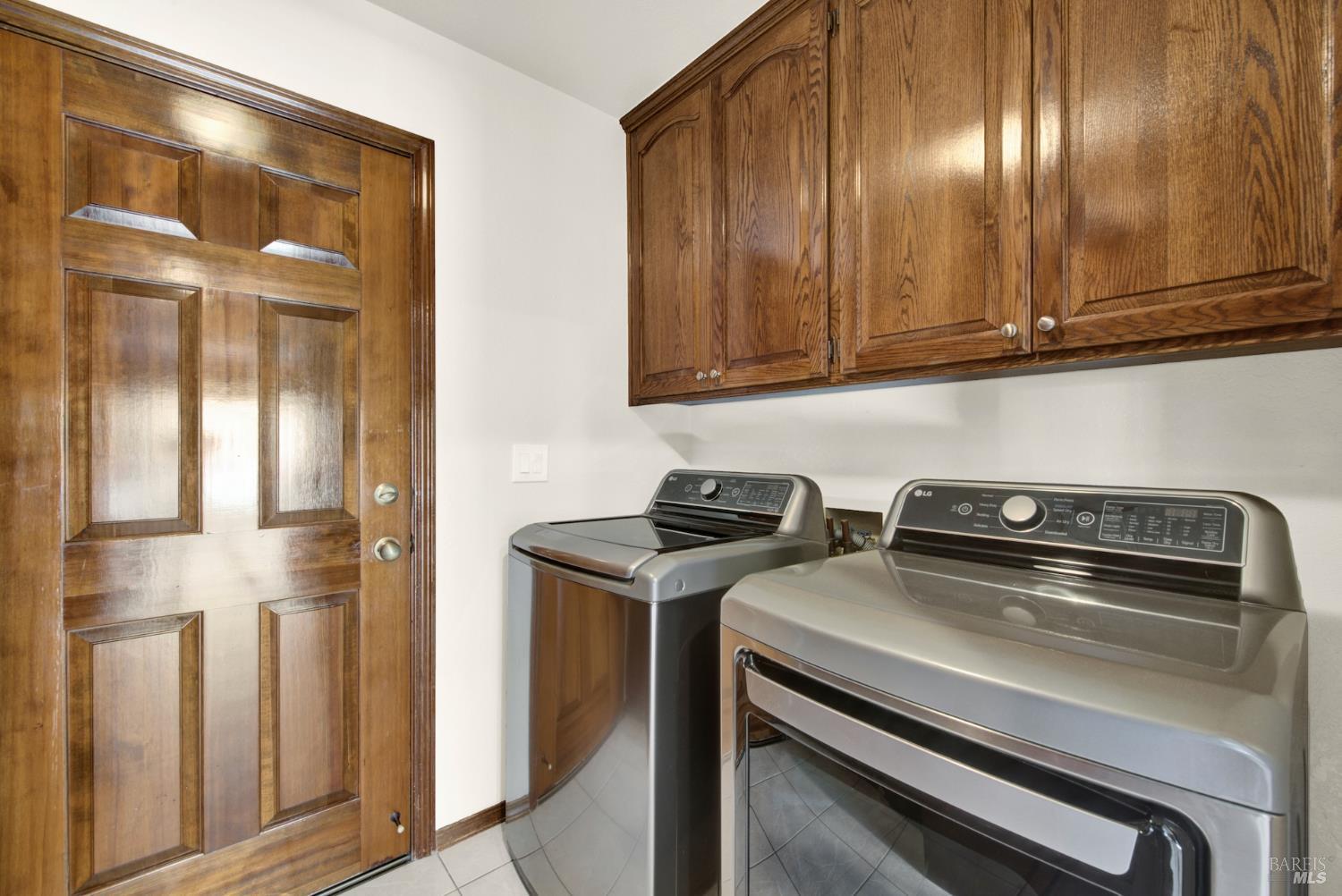 Detail Gallery Image 37 of 74 For 590 Laramie Way, Vacaville,  CA 95688 - 4 Beds | 3 Baths