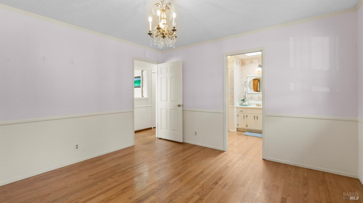 Detail Gallery Image 31 of 83 For 1104 Birch Dr, Petaluma,  CA 94952 - 5 Beds | 2 Baths