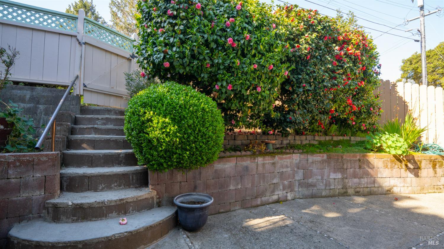 Detail Gallery Image 66 of 83 For 1104 Birch Dr, Petaluma,  CA 94952 - 5 Beds | 2 Baths