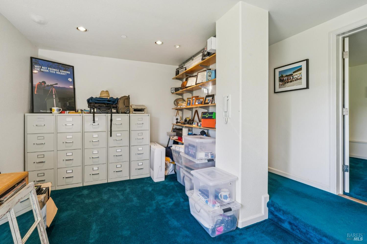 Detail Gallery Image 43 of 63 For 10 Elkhorn Way, San Anselmo,  CA 94960 - 4 Beds | 3 Baths