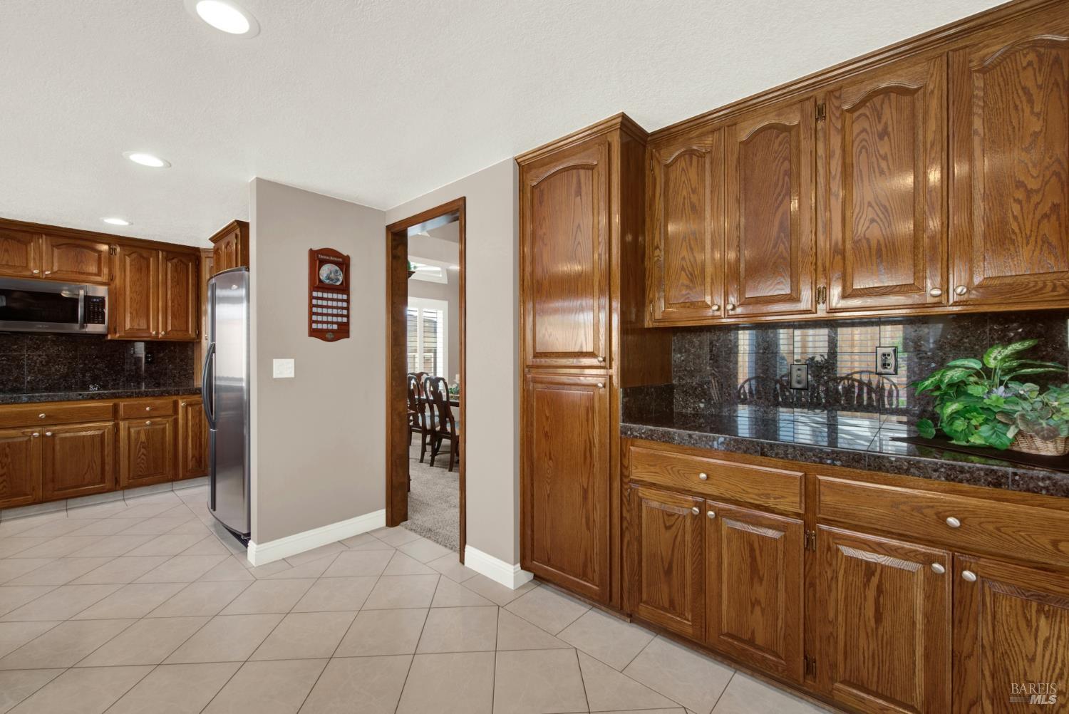 Detail Gallery Image 27 of 74 For 590 Laramie Way, Vacaville,  CA 95688 - 4 Beds | 3 Baths