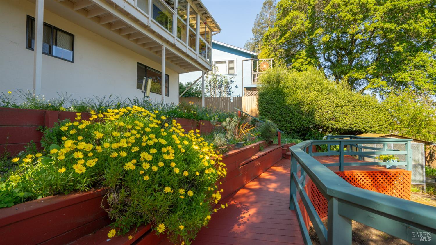 Detail Gallery Image 55 of 83 For 1104 Birch Dr, Petaluma,  CA 94952 - 5 Beds | 2 Baths