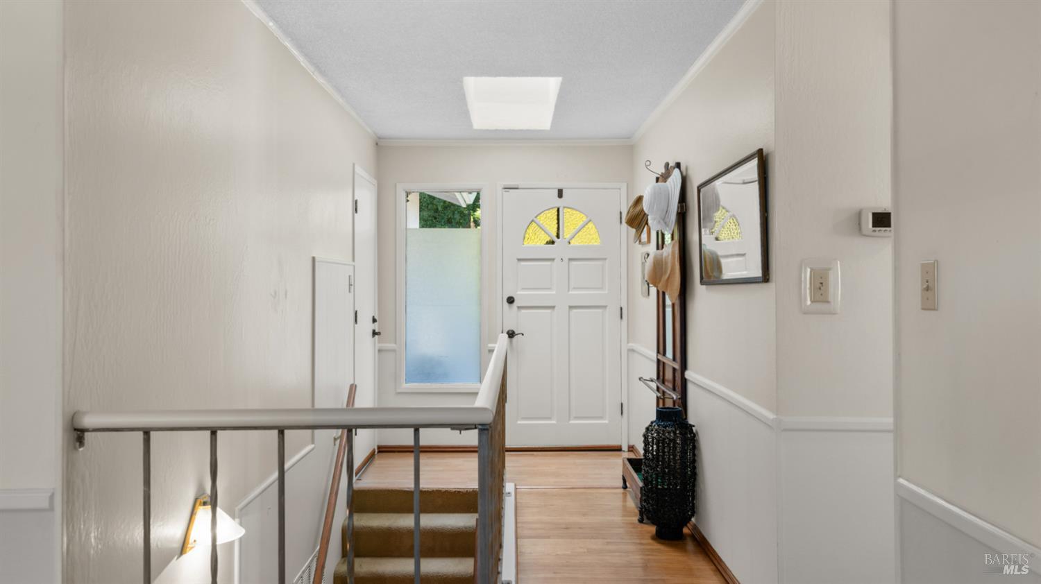 Detail Gallery Image 7 of 83 For 1104 Birch Dr, Petaluma,  CA 94952 - 5 Beds | 2 Baths