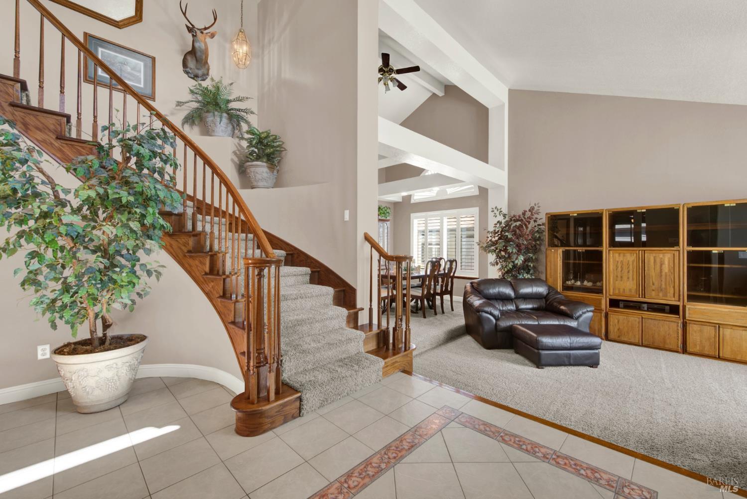 Detail Gallery Image 11 of 74 For 590 Laramie Way, Vacaville,  CA 95688 - 4 Beds | 3 Baths