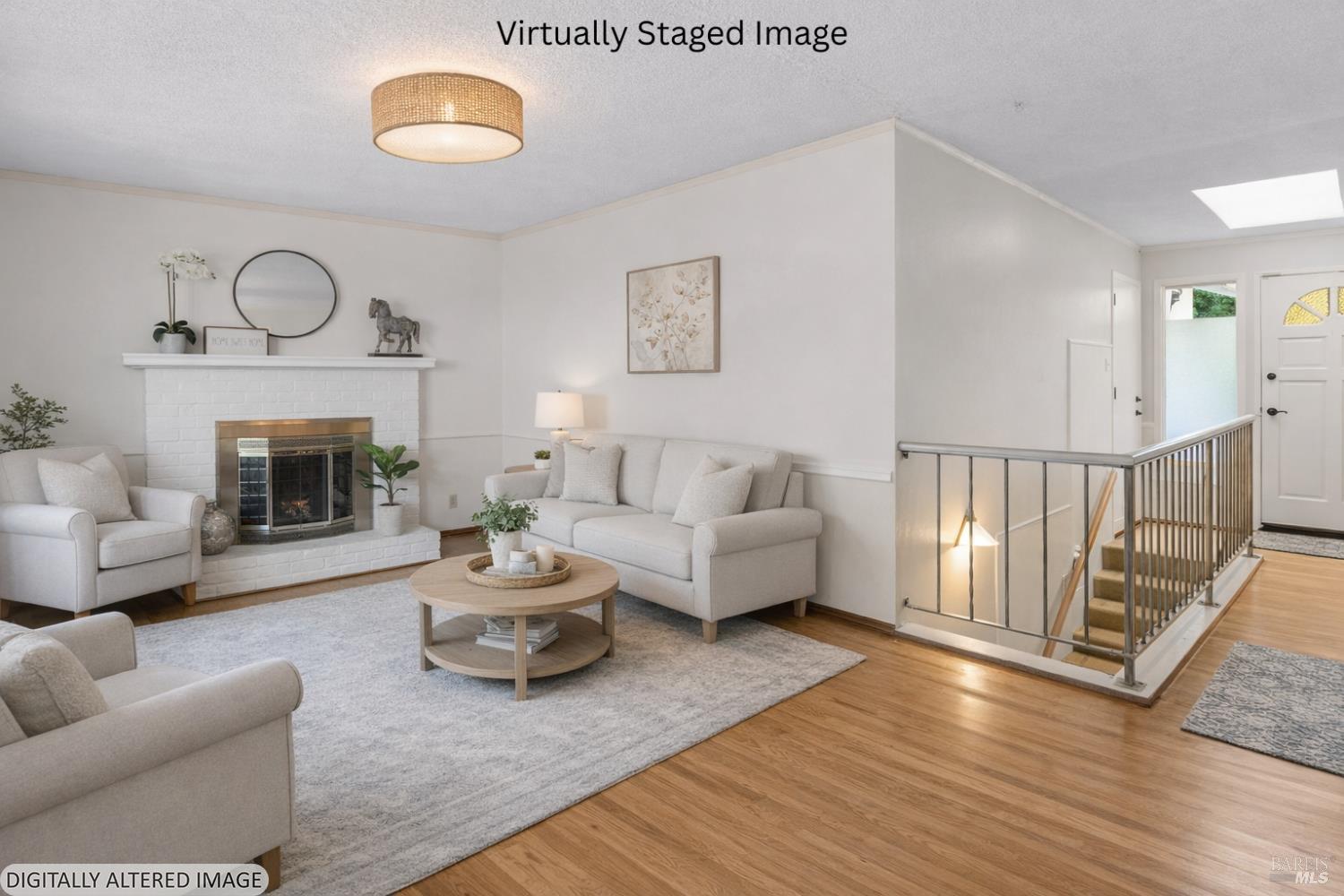 Detail Gallery Image 14 of 83 For 1104 Birch Dr, Petaluma,  CA 94952 - 5 Beds | 2 Baths