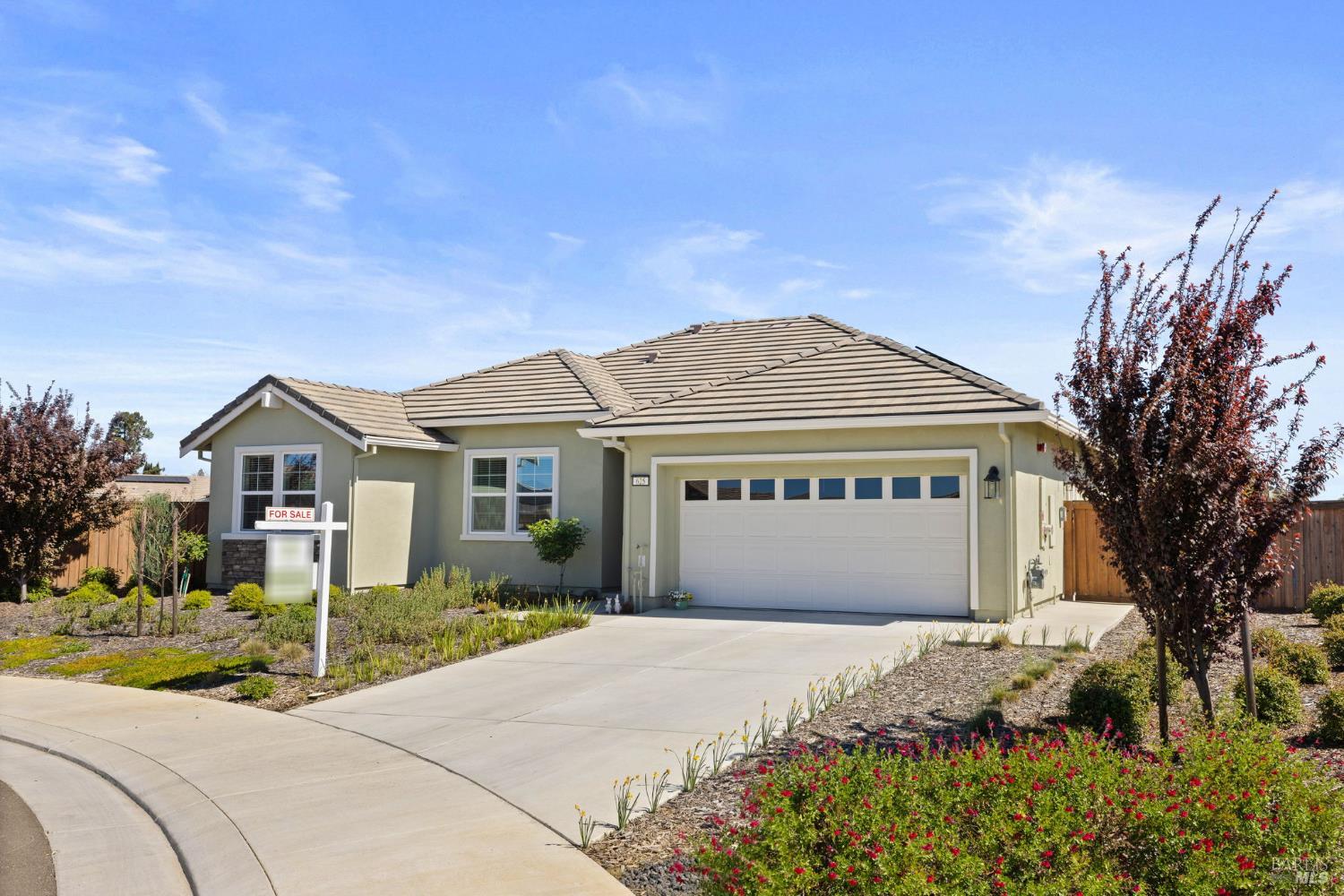 Detail Gallery Image 4 of 54 For 625 Peony Ct, Dixon,  CA 95620 - 3 Beds | 2 Baths