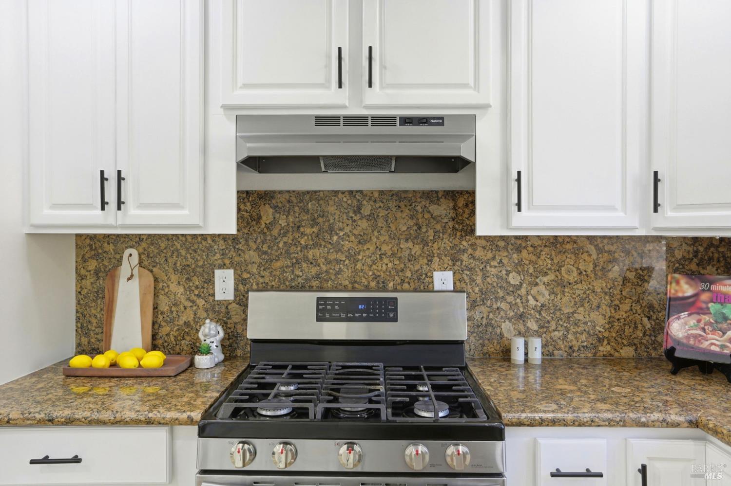 Detail Gallery Image 15 of 35 For 193 Sunrise Way, Vallejo,  CA 94591 - 4 Beds | 2 Baths