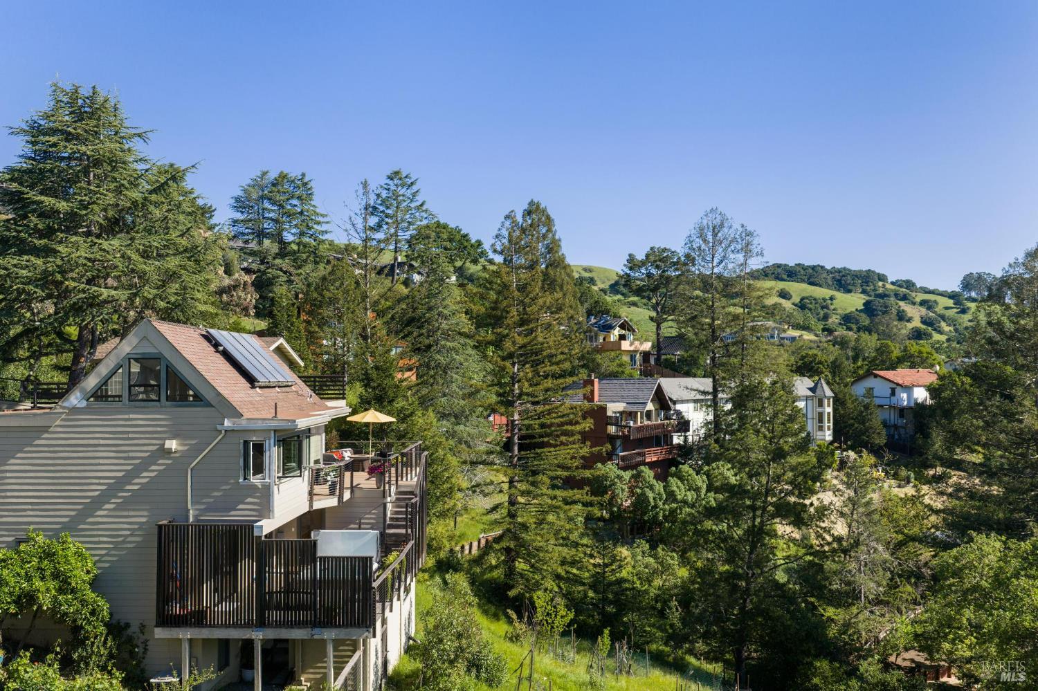 Detail Gallery Image 53 of 63 For 10 Elkhorn Way, San Anselmo,  CA 94960 - 4 Beds | 3 Baths