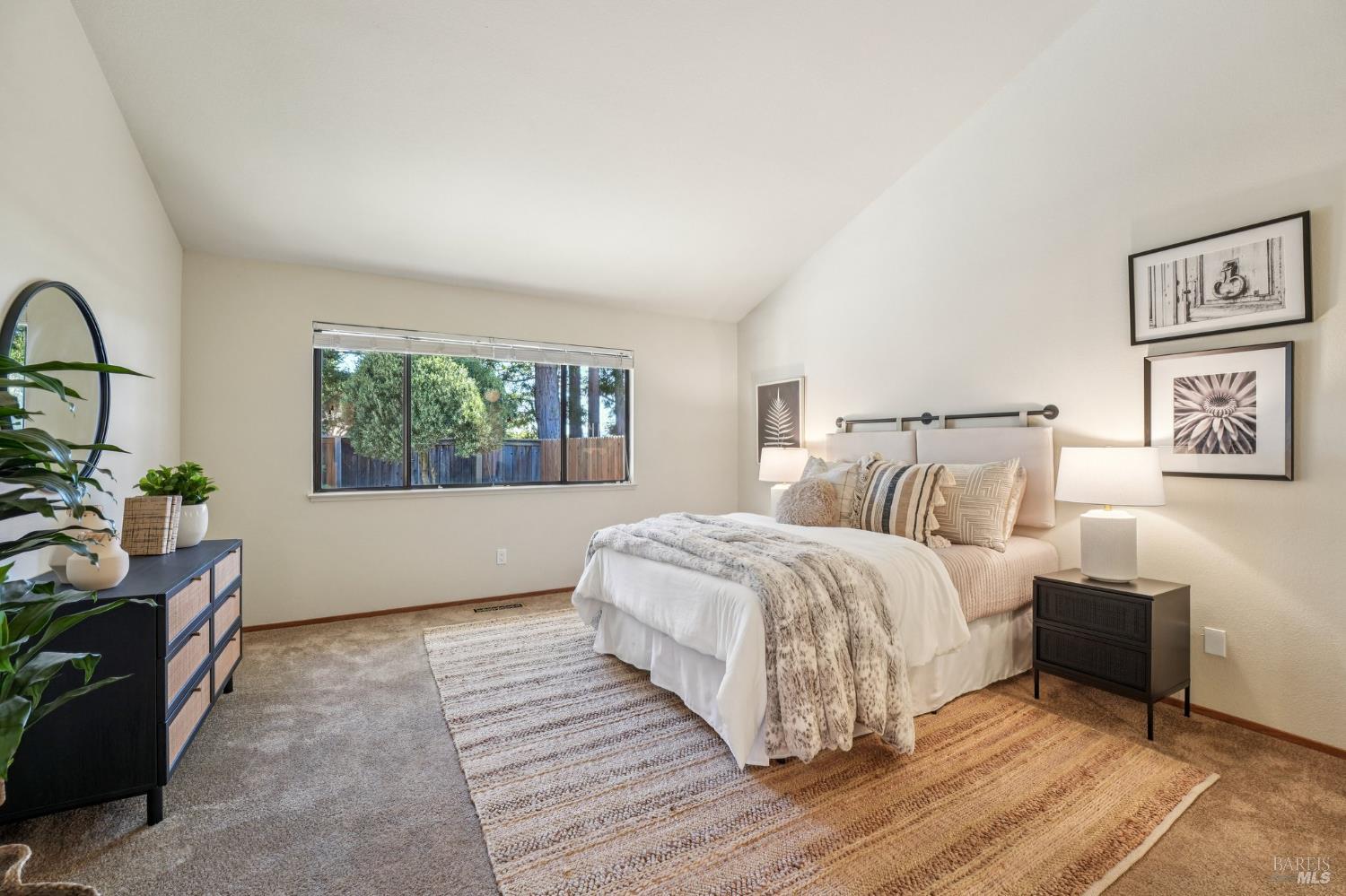 Detail Gallery Image 24 of 67 For 22 Saint Matthews Ct, Sonoma,  CA 95476 - 2 Beds | 2 Baths