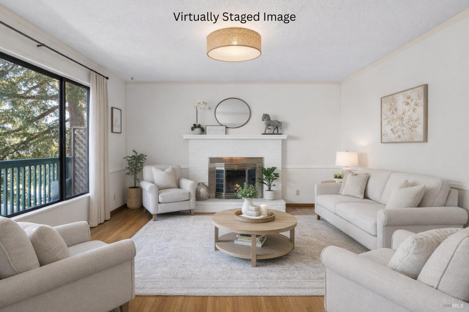 Detail Gallery Image 10 of 83 For 1104 Birch Dr, Petaluma,  CA 94952 - 5 Beds | 2 Baths