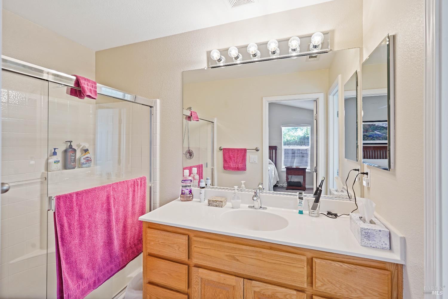 Detail Gallery Image 17 of 26 For 379 Grand Canyon Dr, Vacaville,  CA 95687 - 2 Beds | 2 Baths