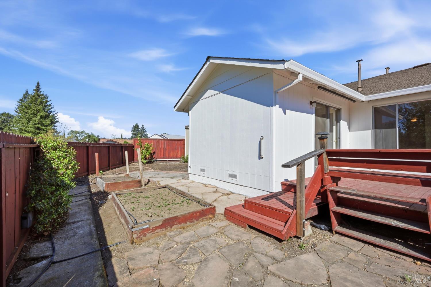 Detail Gallery Image 23 of 28 For 405 Korbel Pl, Santa Rosa,  CA 95409 - 3 Beds | 2 Baths