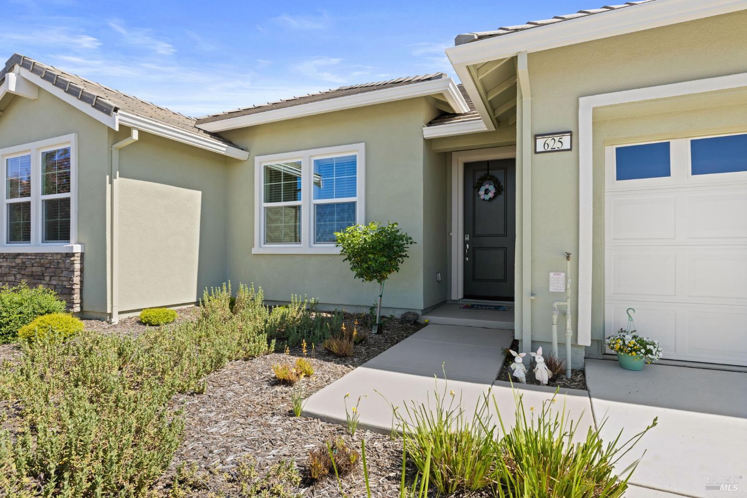 Detail Gallery Image 7 of 54 For 625 Peony Ct, Dixon,  CA 95620 - 3 Beds | 2 Baths