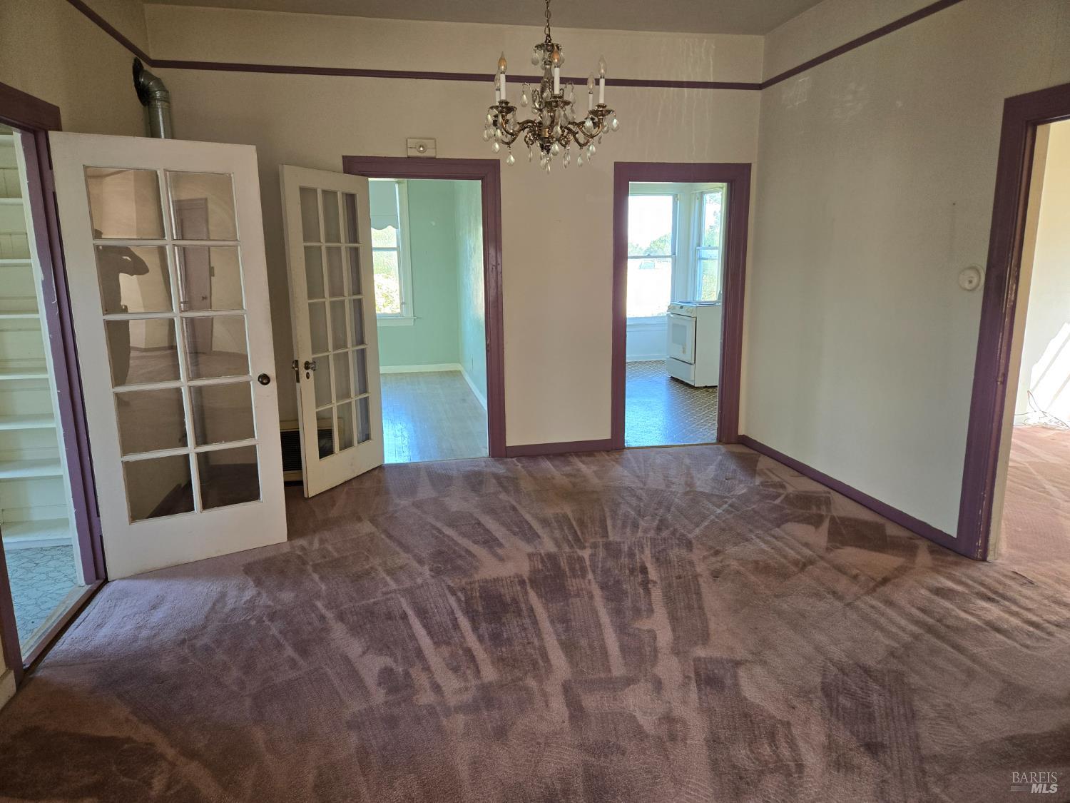 Detail Gallery Image 13 of 27 For 518 Galland St, Petaluma,  CA 94952 - 5 Beds | 2 Baths