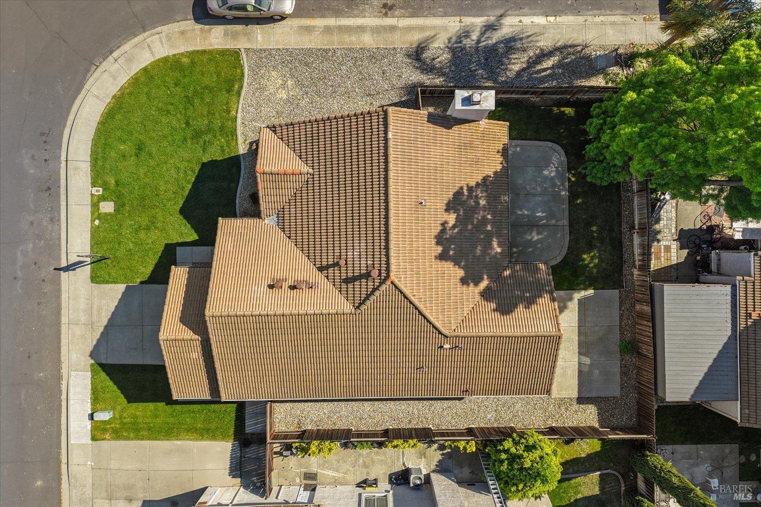 Detail Gallery Image 53 of 58 For 212 Laurelwood Way, Vacaville,  CA 95687 - 3 Beds | 2 Baths