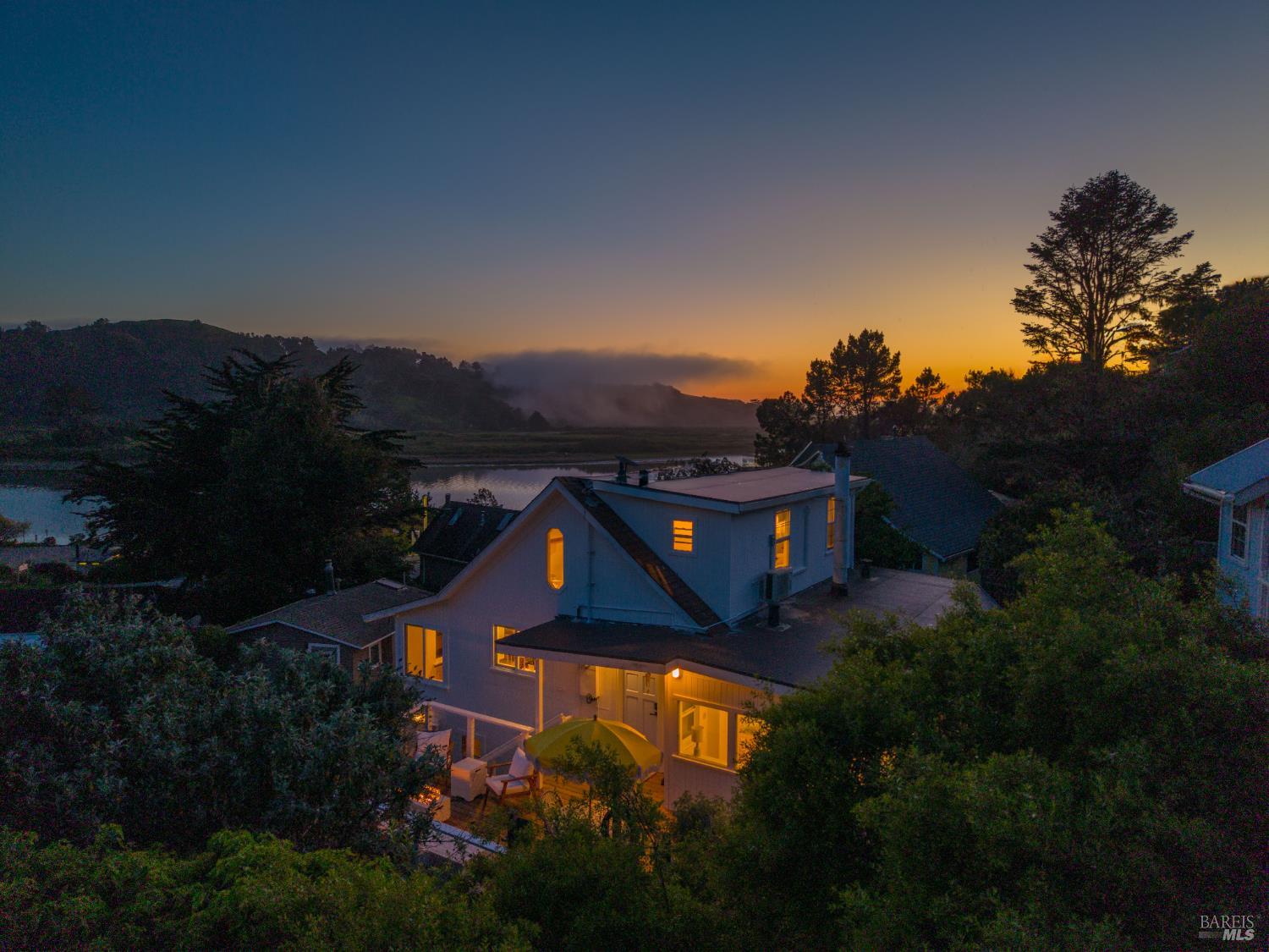 Detail Gallery Image 50 of 65 For 9500 El Camino Aly, Jenner,  CA 95450 - 2 Beds | 2 Baths