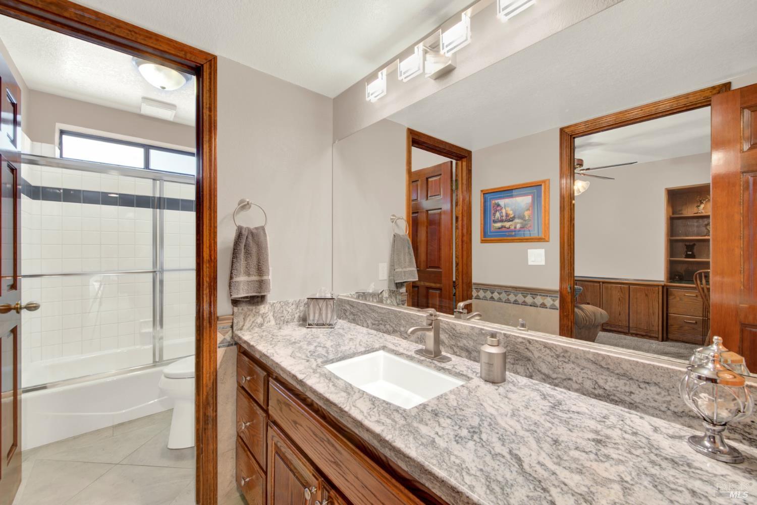 Detail Gallery Image 34 of 74 For 590 Laramie Way, Vacaville,  CA 95688 - 4 Beds | 3 Baths