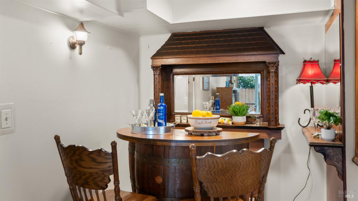 Detail Gallery Image 41 of 83 For 1104 Birch Dr, Petaluma,  CA 94952 - 5 Beds | 2 Baths