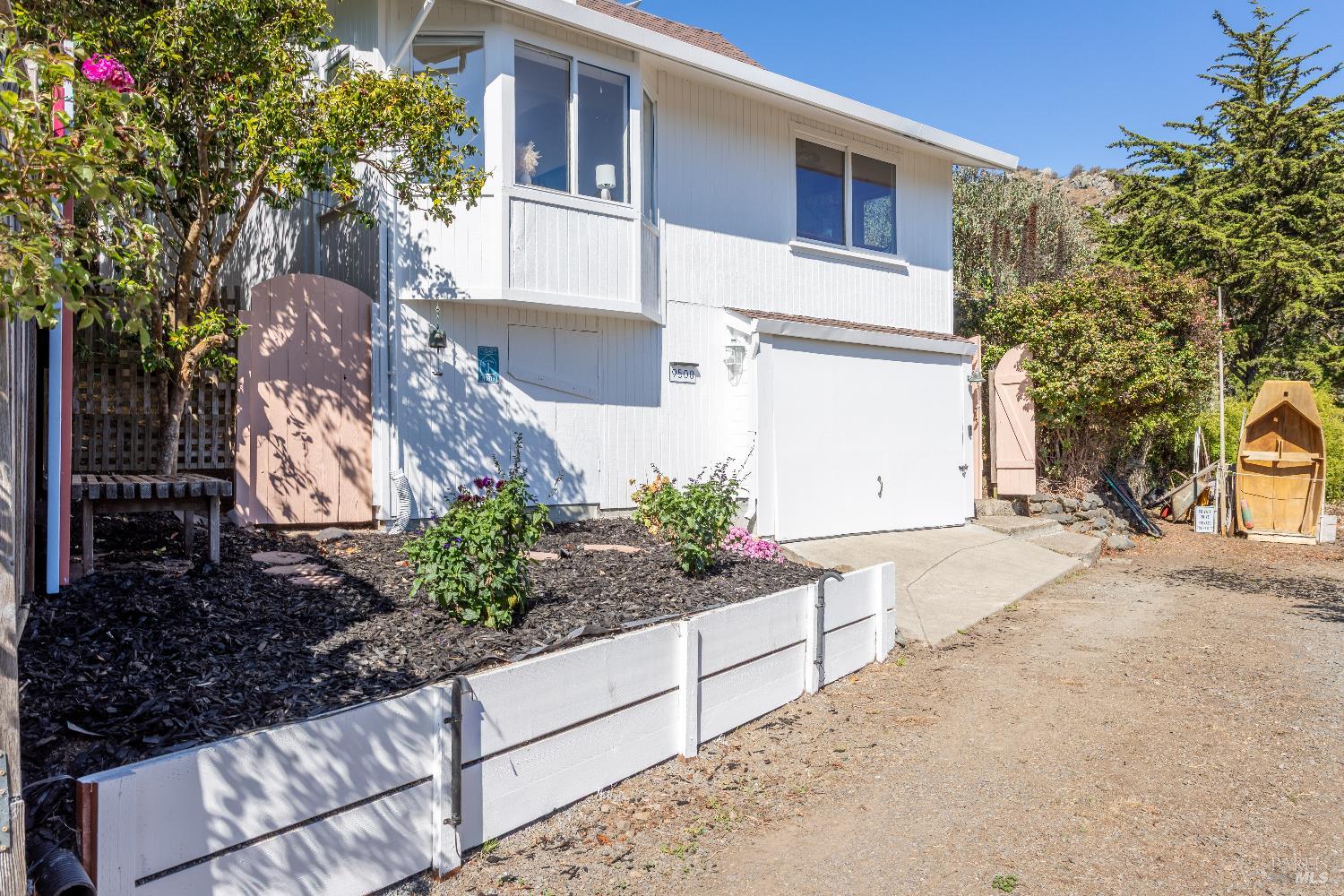 Detail Gallery Image 42 of 65 For 9500 El Camino Aly, Jenner,  CA 95450 - 2 Beds | 2 Baths