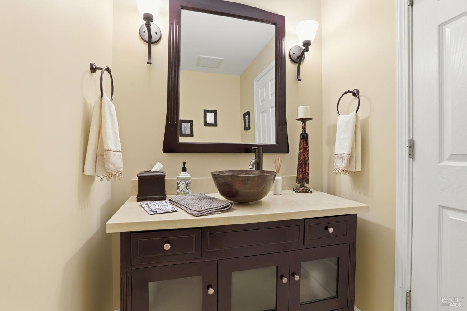 Detail Gallery Image 34 of 44 For 85 San Domingo Way, Novato,  CA 94945 - 4 Beds | 2/1 Baths